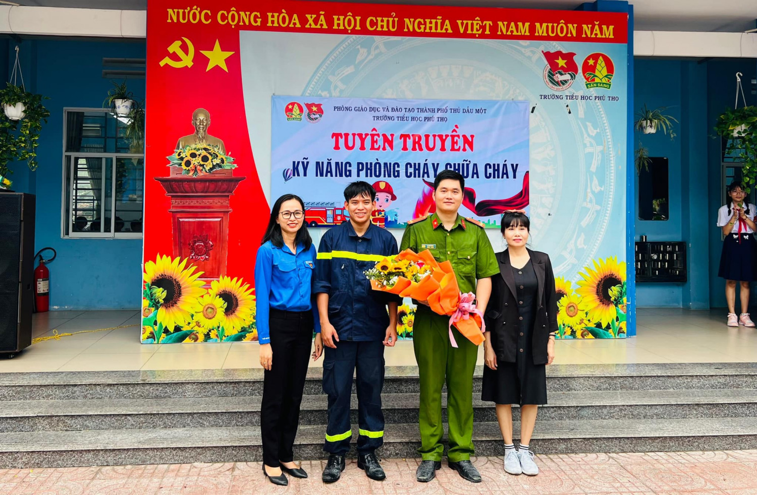 TUYÊN TRUYỀN KỸ NĂNG PHÒNG CHÁY VÀ CỨU NẠN CỨU HỘ